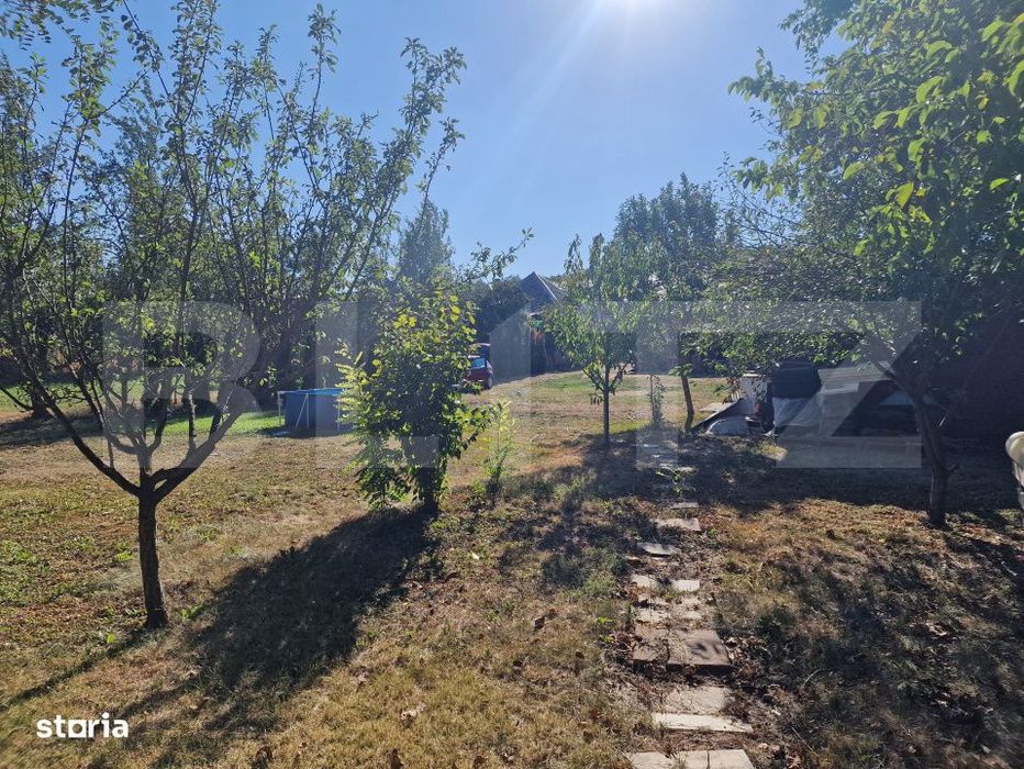 Casa 3 camere cu gradina in suprafata de 1140 mp in loc Rascruci