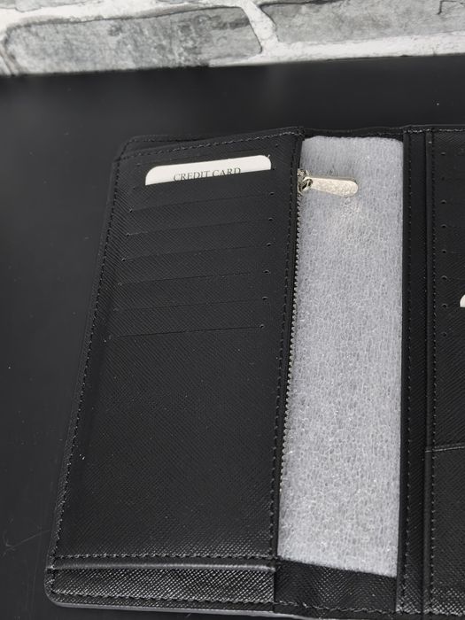 Emporio Armani портфейл