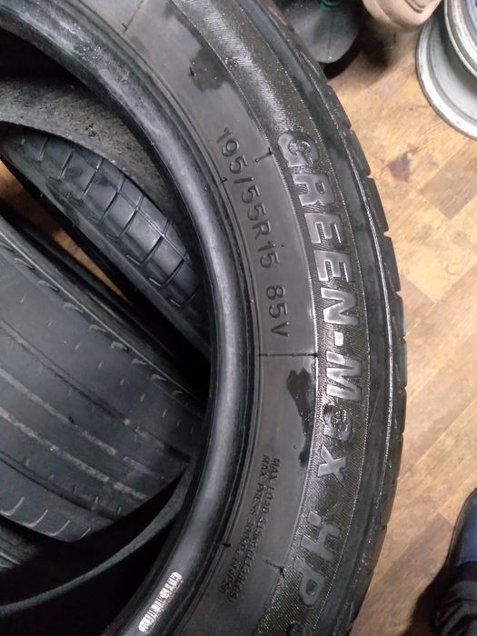 Продам комплект шин