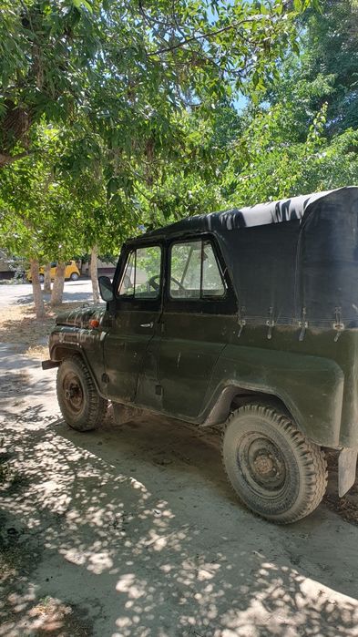 Uaz 469 sotiladi srochni