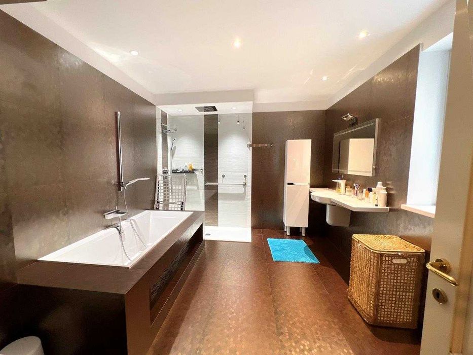 Apartament premium de vânzare