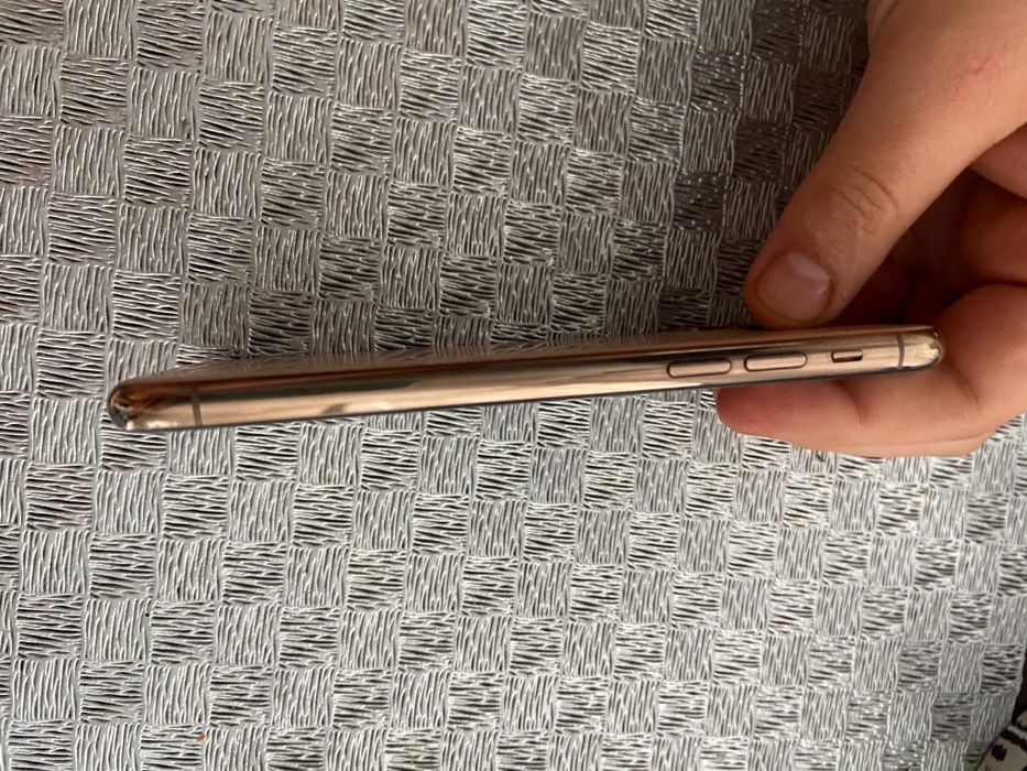 Iphone 11 pro gold