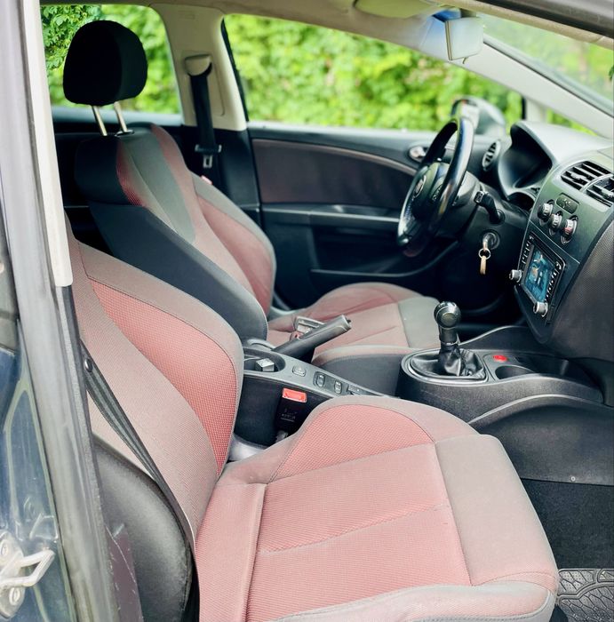 Seat Leon Unic proprietar de doi ani in tara