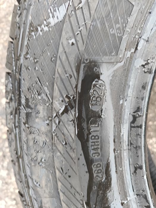 ЕДИНИЧНИ БУСОВИ -2024г.-16цола-215/65-1бр.-80лв."CONTINENTAL"