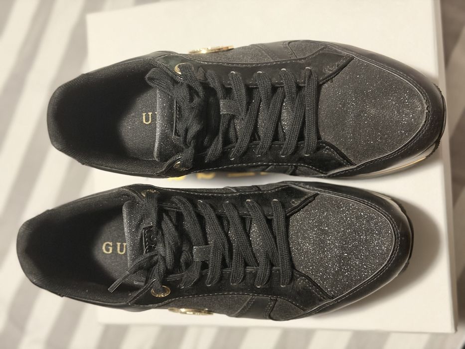 Дамски обувки Guess
