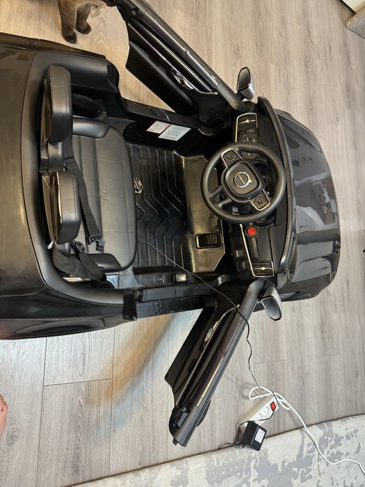 Masina electrica copii Volvo S90