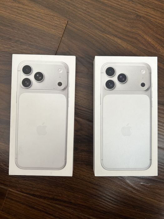 Продается айфон 17 pro max с гарантией