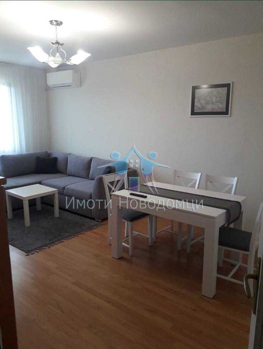 Продава се Двустаен апартамент в Шумен, Пазара - 67 кв.м за 1271 €/кв.м - Снимка #1