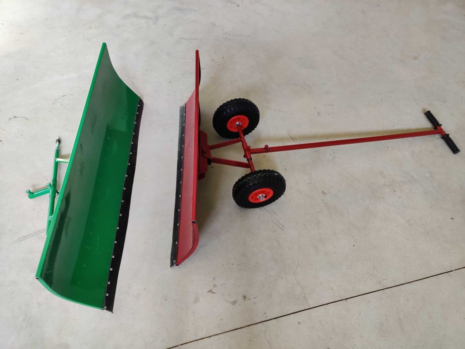 Lama plug lopata manuala pentru curatat zapada cu roti si manere