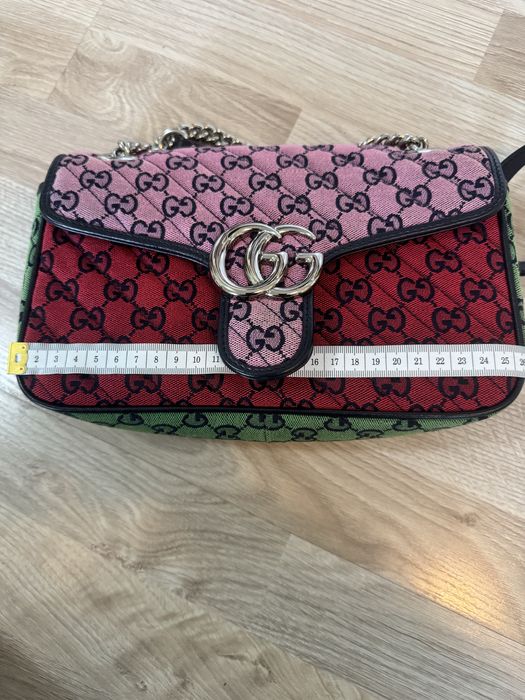 Geana de umar marime medie