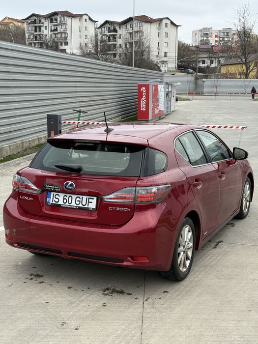 Lexus CT200h 2013