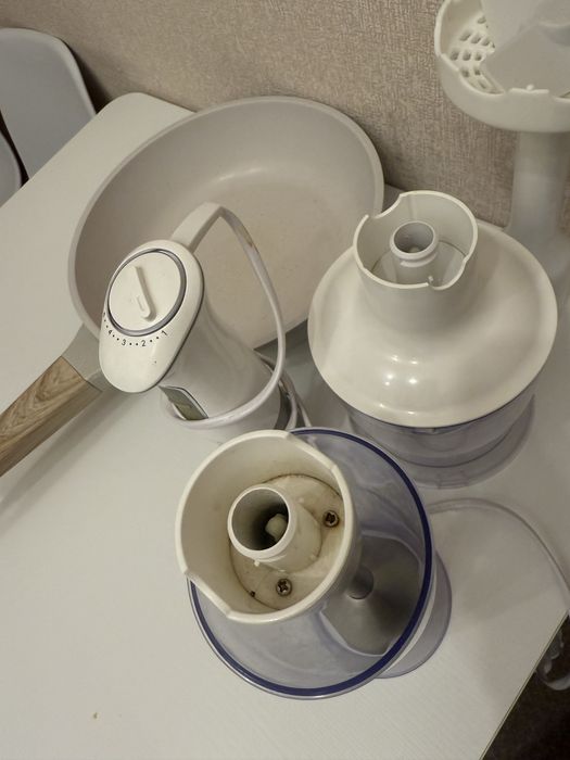 Продам блендер в рабочем состоянии 5000 тенге