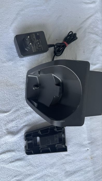 Incarcator si dock incarcare aspirator Miele Triflex HX1