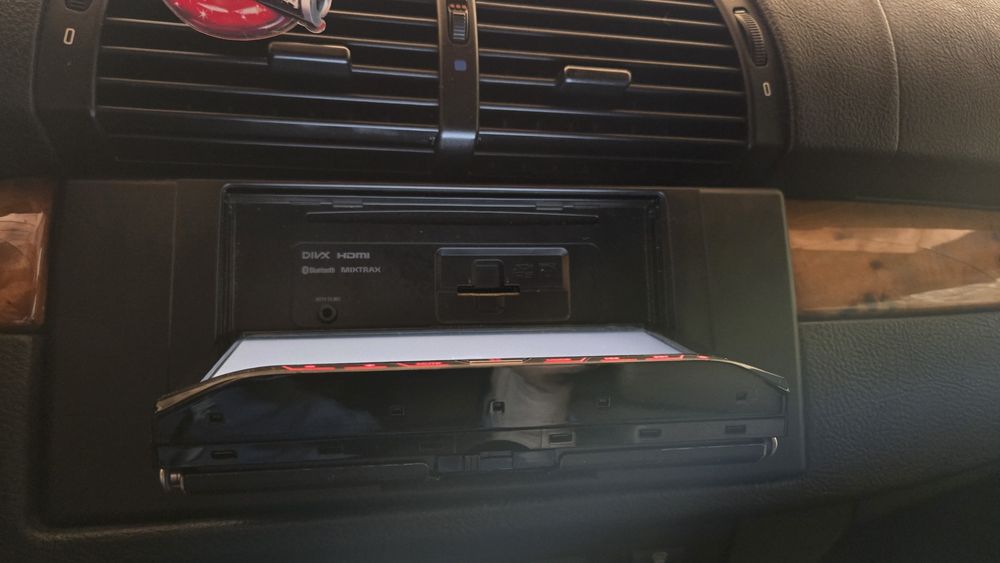 Pioneer avh 8700bt Clarion Vz402e cd player single din usb dvd