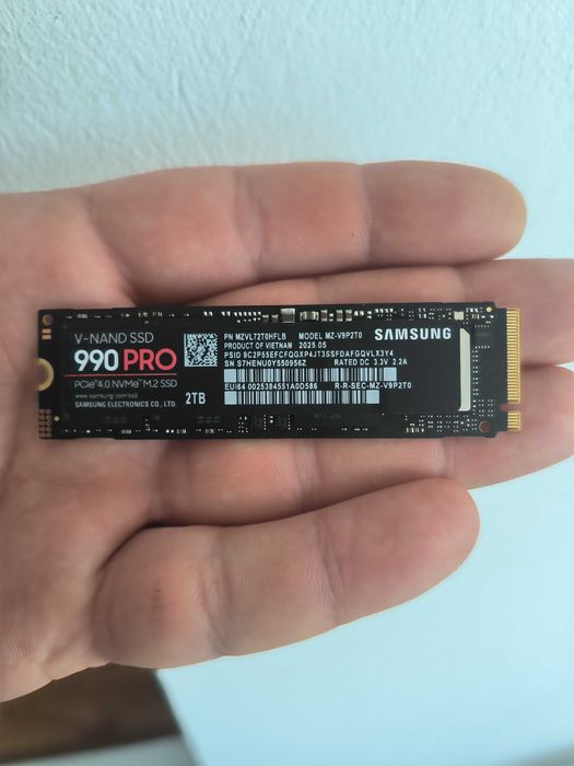 Oferta! SSD Samsung 990 PRO 2TB PCI Express 4.0 x4 M.2 2280/ca nou, stare perfecta