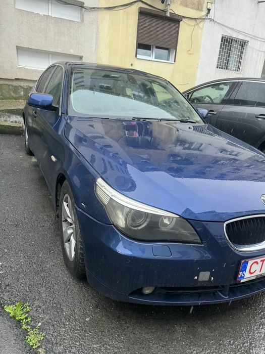 Vand sau schimb  bmw e60 3.0D schimb si cu volan pe dreapta pret fix fix nu negociez un cent vrei negociere 100 de euro iti i au un scaun si tot asa