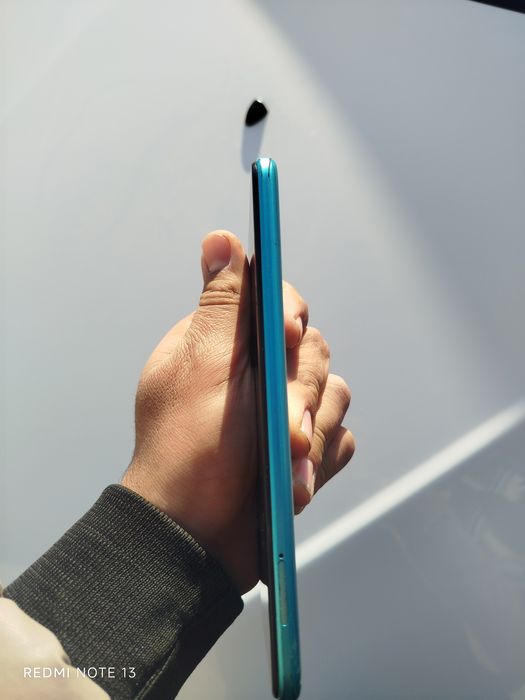 Tecno Spark S8 sotiladi 8/64