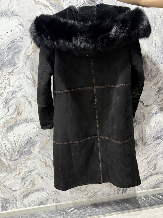 Дубленка черного цвета. 46 размер.