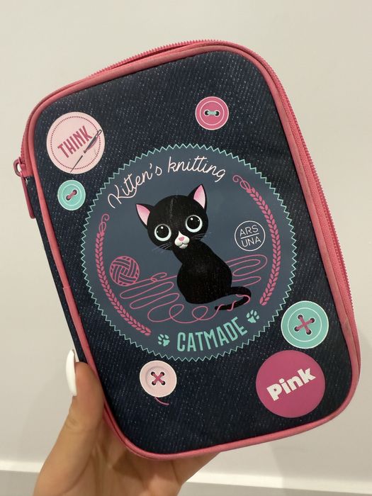 Раница Ars Una с анатомичен гръб + несесер с котенца (комплект)