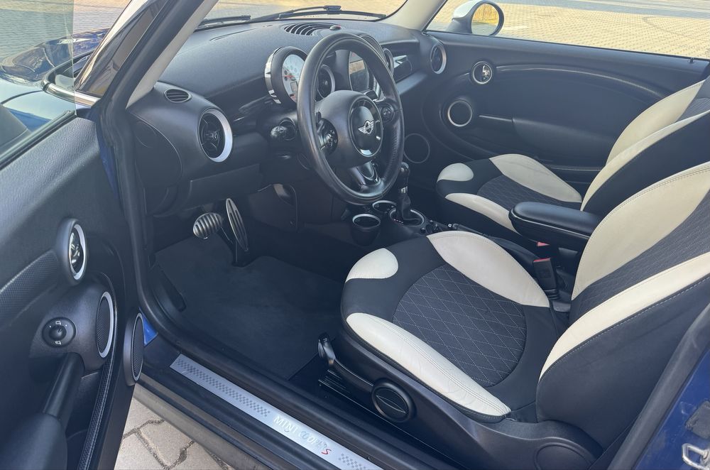 Mini cooper S 2.0d 143cp Automat