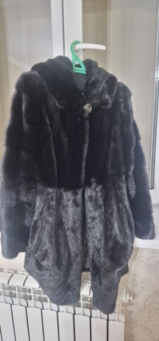 Шуба норковая черная