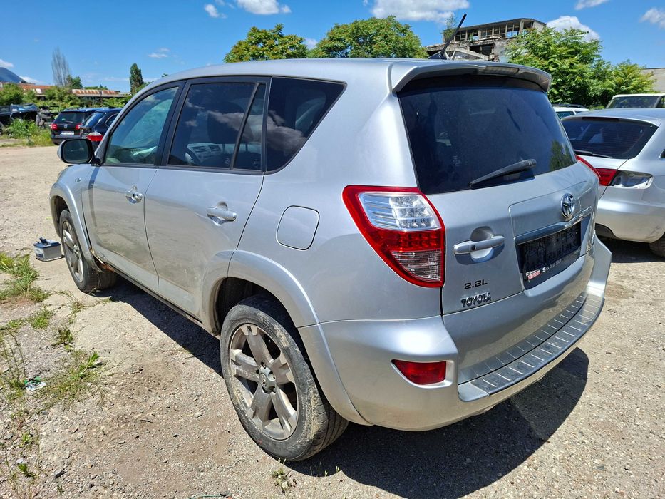 Toyota RAV4  2009г 2.2dcat 4x4 автомат-на части!