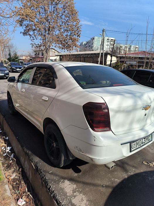 Cobalt 2021-yil avtamat. Benzin