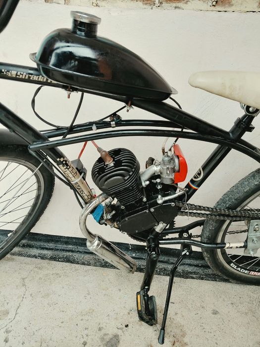 Bicicleta cu motor