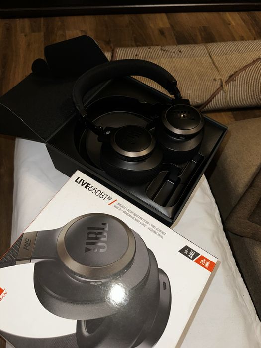 Casti JBL  LIVE 650BT NC , noi