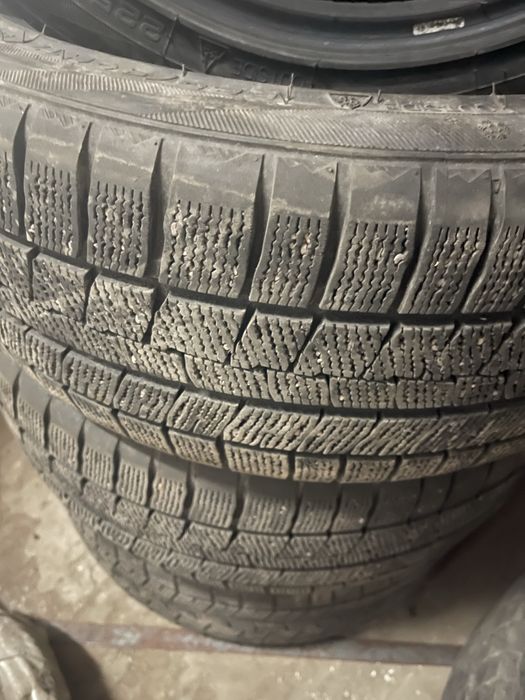Продам зимние шины R17