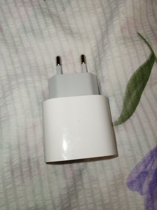 Зарядка на Айфон (apple, iPhone)