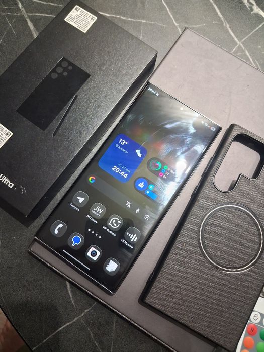 Samsung S23 ULTRA (512GB]