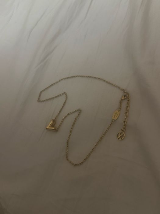 цепочка Louis Vuitton СРОЧНО продаю