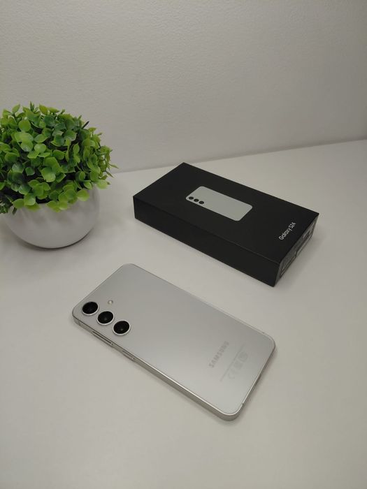 Samsung s24 256/8гб Exynos 2400