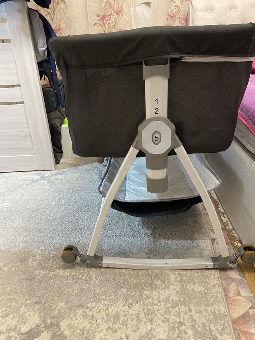 Продам кровать для новорожденных