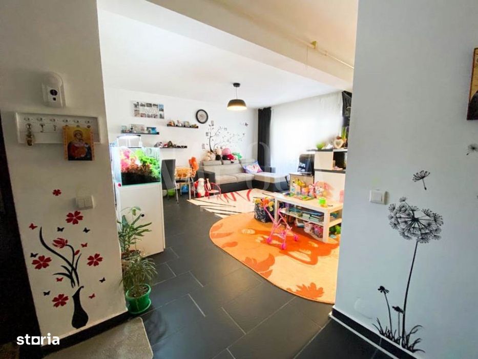 Apartament 2 camere de vanzare in Floresti