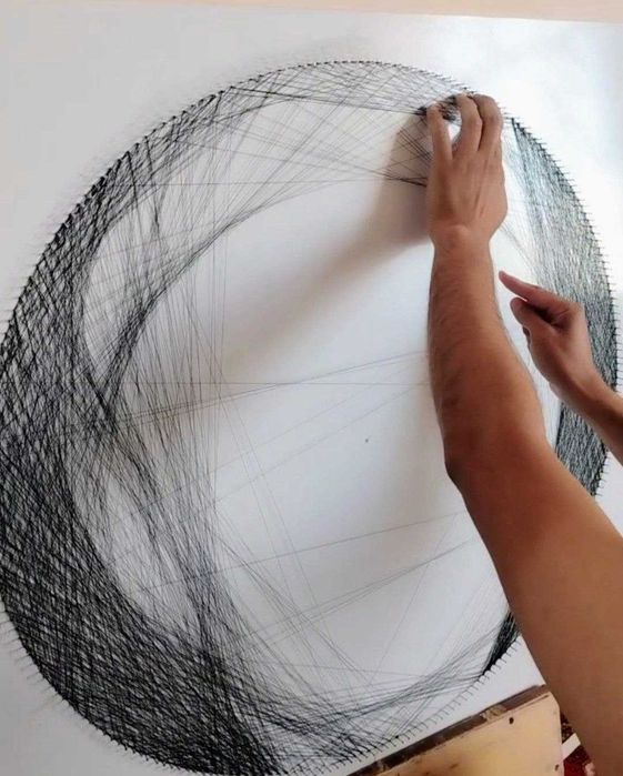 Ring String portret – ip bilan chizilgan rasm (buyurtma asosida)