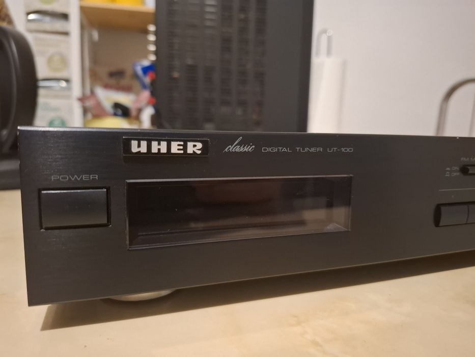 Vând Digital Tuner UHER