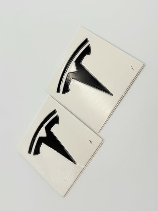 Set Embleme Compatibile TESLA fata/spate