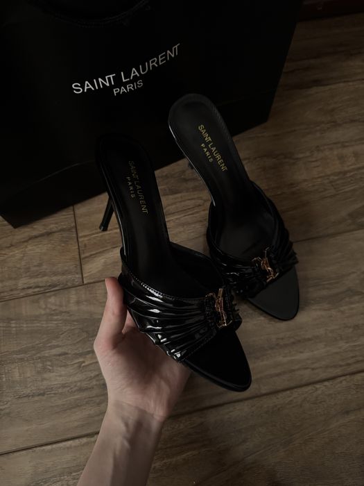 Мюли новые Yves Saint Laurent