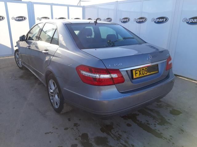 Dezmembrez Mercedes-Benz E-Class W212/S212/C207/A207 [2009 - 2013] Sedan 4-usi E 350 CDI BlueEffici