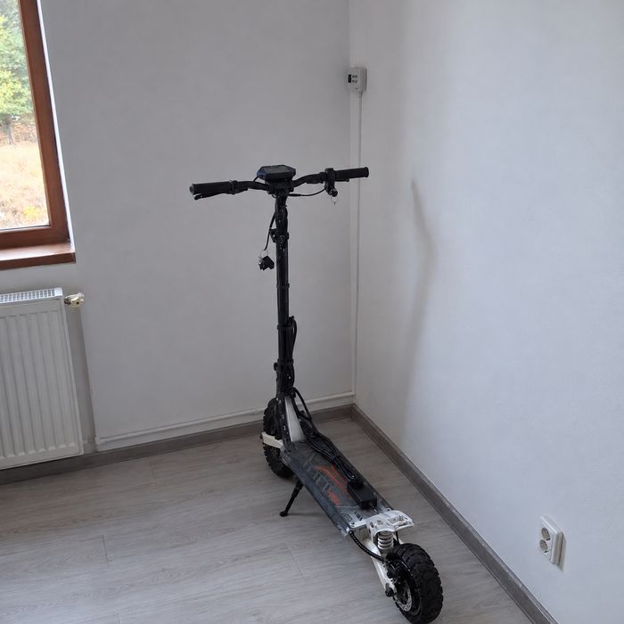 Vând kukirin g2 pro  de piese