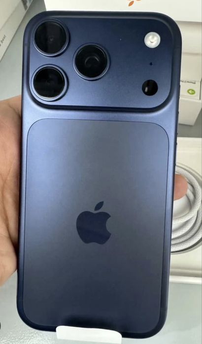 Продается срочно Айфон Iphone 17 Pro Max 256 Gb