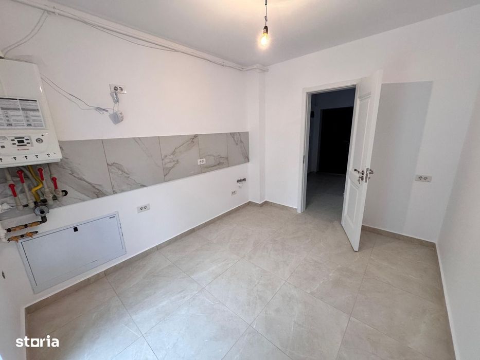 Ap. 3 Camere,Bloc Nou, Bucatarie Inchisa,Centrala Proprie,Loc Parcare,