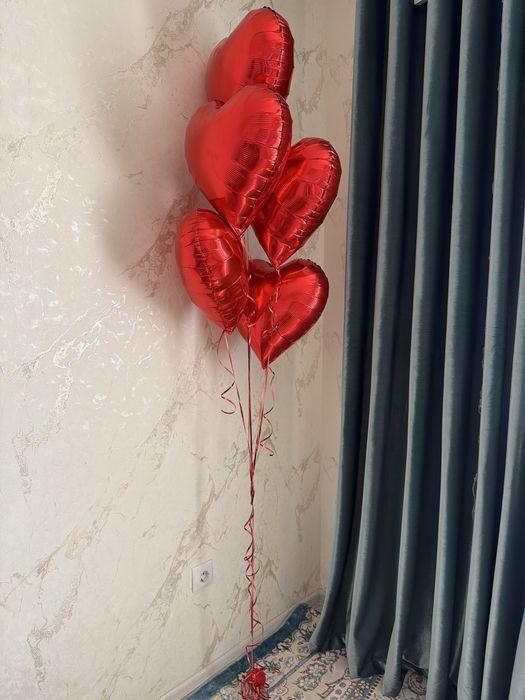 сердечки шарики красные