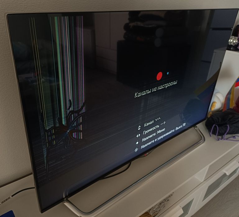 Телевизор на запчасти