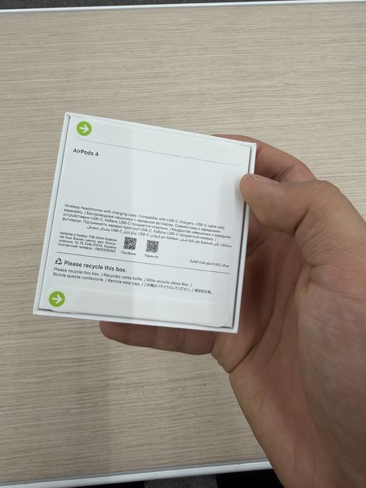 Продам Airpods 4