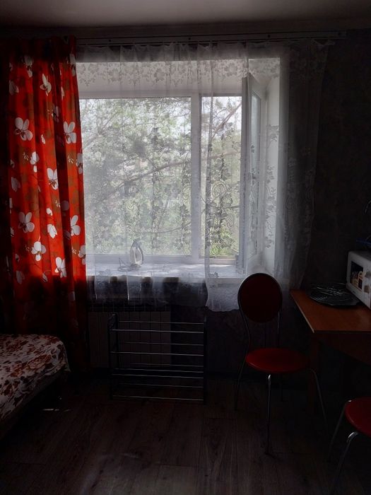 Сдам комнату мебелированную
