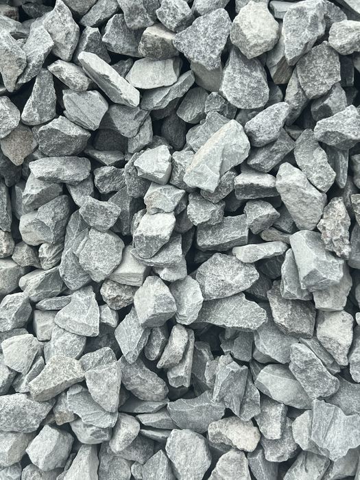 Vand pamant negru si piatra naturala