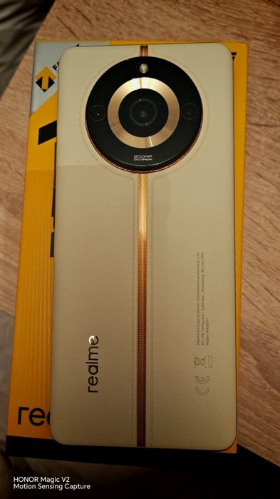 Смартфон Realme 11 pro+